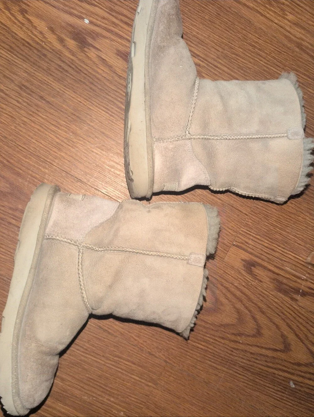 Ugg Youth Size 4 Boots